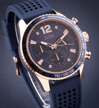 Guess W0971G3